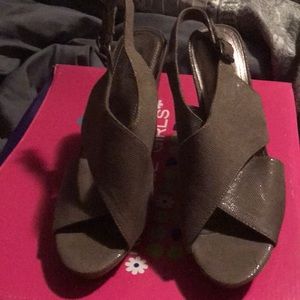 Wedge sandals